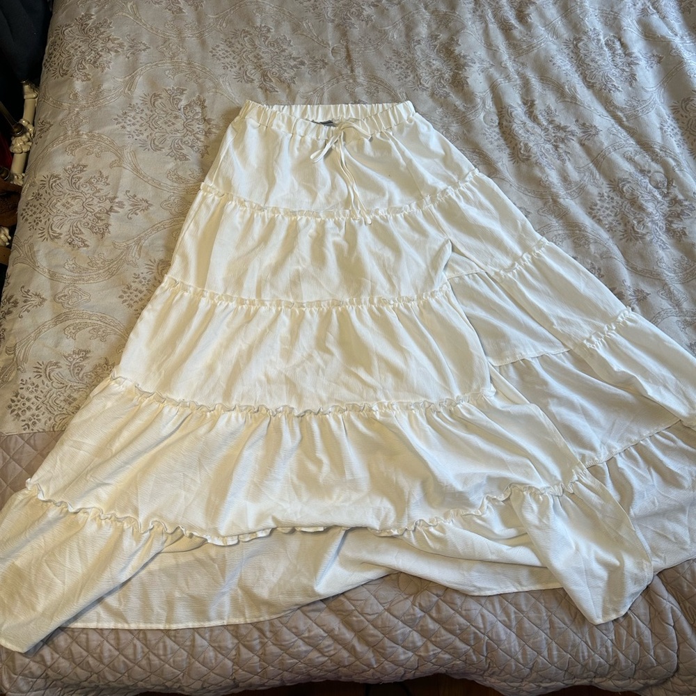 SHEIN Cream Tiered High-Low Maxi Skirt